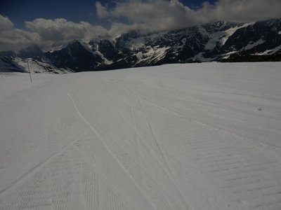 edit: 5.5. um 14:15 im bereich fornet - frische raupenspuren