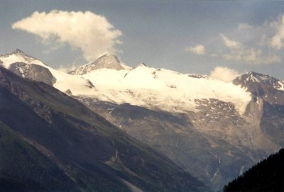 Tuxer Gletscher Sommer 1996.jpg