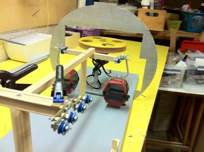 und so sollen sie dann alle 10 mal drauf....<br />Auf den Querteilen sitzt dann auch wie umschwer zu erkennen der Einstiegsbahnhof...