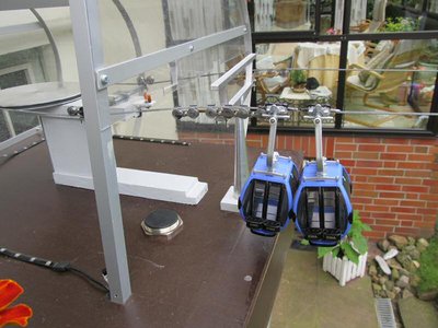 Zwilling nach Ausfahrt AST (Seitenansicht)