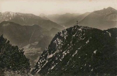 Katringipfel ohne Sender vom Heinzen aus gesehen