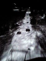 Schattenspiele beim Nachtski an der Birkhanhnbahn in Galtür