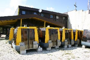 ... und leider auch die unbequemen Gondeln :-(