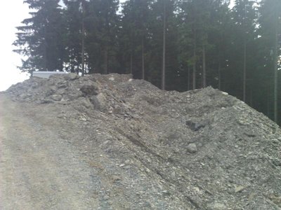 Hier der große Haufen Erde. Wofür die den noch brauchen?