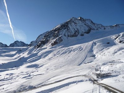 Abfahrt am Mittelberg unterer Teil, noch geschlossen!