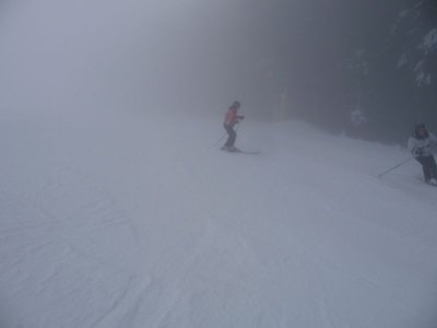 3 FIS-Abfahrt "unten" im Nebelmeer