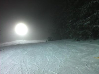 Sonnenhang im Flutlicht