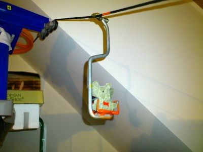 Fanti fährt Sessellift (3).JPG