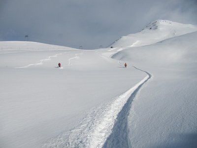Rinerhorn (Di.) - neben dem Skilift Juonli (Nülli leider geschlossen)