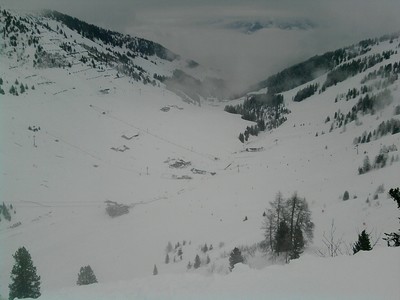 Von der Panoramaabfahrt ins Tal