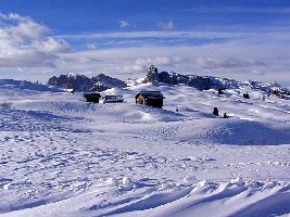 Am Nachmittag noch im Kerngebiet von Alta Badia ausgetobt. Tolle Ausblicke von der Pralongia Richtung Corvara.