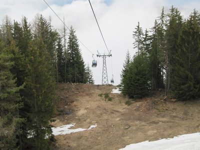 Bereits verbreiterte Trasse im unteren Teil?