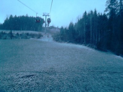 A Sonntag hatte es etwat geschneit, SFG war ca. 1000 Meter, oben 10cm POwder