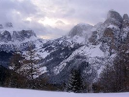 Zum Abschluss gegen 16:10 Uhr nochmal der Blick vom Piz La Ila Richtung Grödner Joch. Den Sturm kann man sehen. Aber geil wars trotzdem!