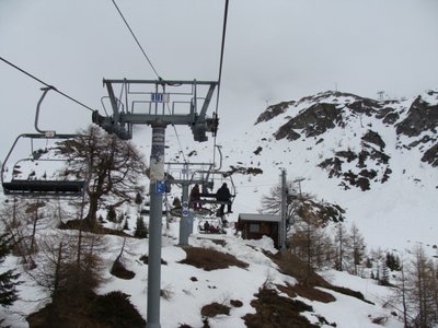 Bergstation 2. Sektion. Im Hintergund die steile und lange 3. Sektion