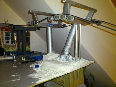 Bahnsteig und Stationsbau Herzbullialmbahn 25.04 (13).JPG