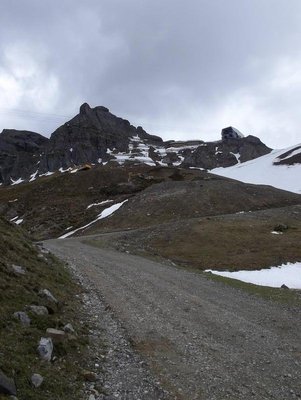 letzter Aufschwung zum Plateau der Bergstation