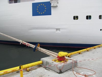 Was auch immer da passiert ist ....? Das ausklopfen ist eine Lebensaufgabe!