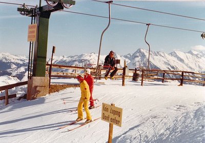 Dieseltom und Schwester Mariella entgleiten der Almbahn II .