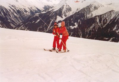 Hasenmuldenlift Erika und Skikursfreundin 1976
