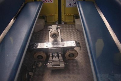 in jeder Gondel befindet sich alte Klemme