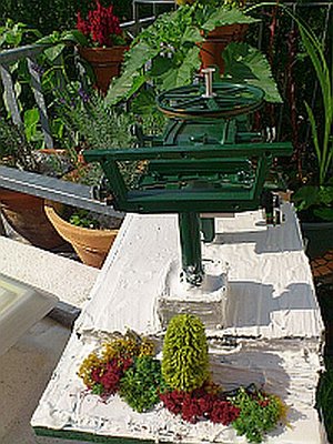 Bahnsteiggestaltung Gipfelleitenbahn (1).JPG