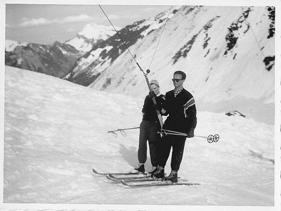 Schneiderkogel. Mama und Papa. Constam Schlepper