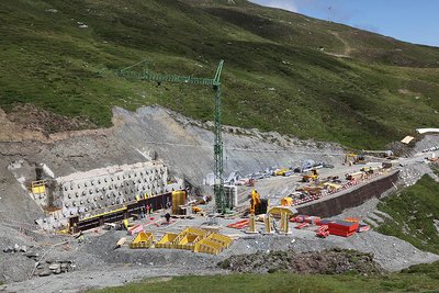 Treis Palas - Talstation