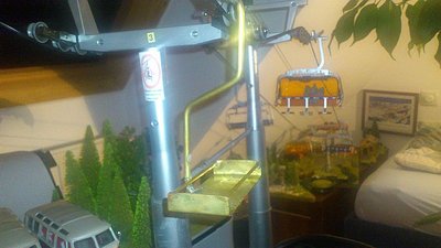 Das Transportkörberl der BAHB in Betrieb auf Sektion I .