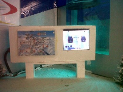 Infotafel mit Video und Fotoabspielfunktion :)