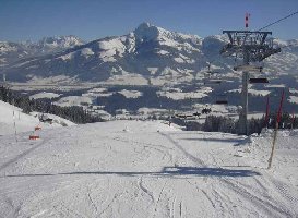 an der Bergstation mit links- LSAP Hochasten- nur noch Abfahrt zur Sonnenbahn
