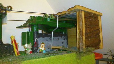 Gipfelleitenbahn mit stationsüberbauung  (2).jpg
