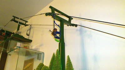 Gipfelleitenbahn mit stationsüberbauung  (11).jpg