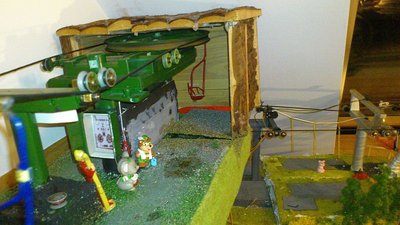 Gipfelleitenbahn mit stationsüberbauung  (18).jpg