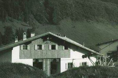 Talstation . Beliebtes Motiv.