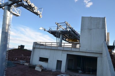 Keller der Bergstation und Stationsrest Walde alt