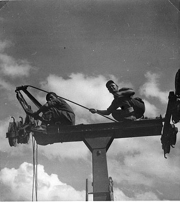 Bau und Eröffnung Hirschenkogel 1953  (22).jpg