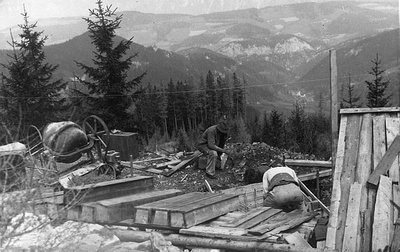 Bau und Eröffnung Hirschenkogellift1953 k .jpg