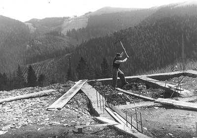 Bau und Eröffnung Hirschenkogellift1953 y .jpg