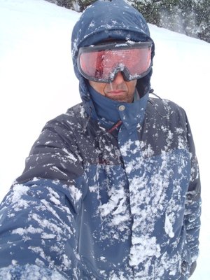 Beschneiter Talabfahrer am 7. April 2012 in St. Johann i.T.