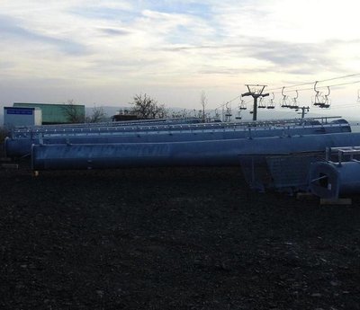 vormontierte Stützen; Parkplatz Neklid