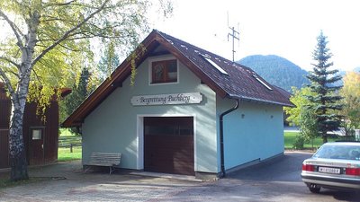 der Schuppen steht auch noch