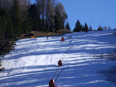 Zirbenwaldabfahrt Tal (3 Pistenraupenbreiten)