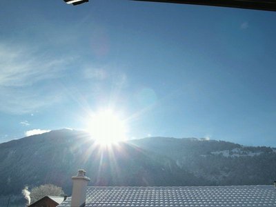 Aussicht vom Balkon Richtung Skigebiet diese Woche.