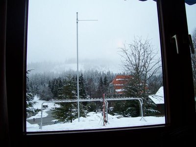 Mittags wars noch grau - da war eine Stärkung im Gasthaus am Ruhestein naheliegend - Wie man sieht nichts los