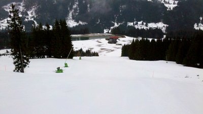 Märchenwiese super zu fahren, im Tal apert es schon gewaltig aus
