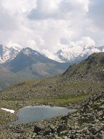 Nedersee und Wasserfallferner im Hintergrund.