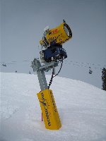 Technoalpin M20 auf Turm wie sie am Zwölfer und Zehner stehen