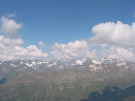Stubaier Hauptkamm von Südwesten.