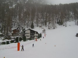 der skilift zum berg.